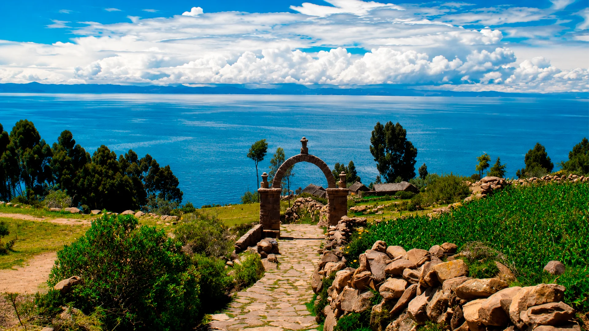 Uros e Taquile Full Day